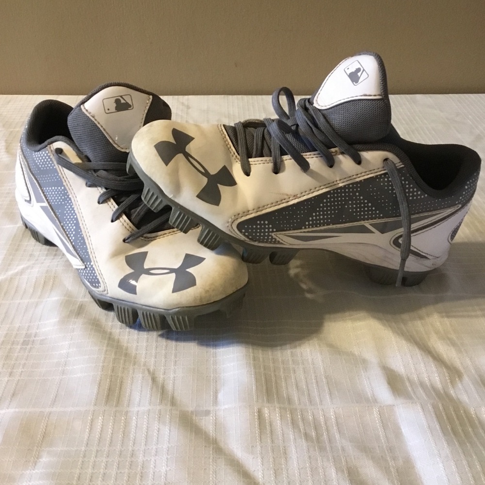 Boys UA cleats